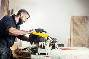 Best Compound Miter Saw Review