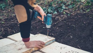 What is a cordless impact driver