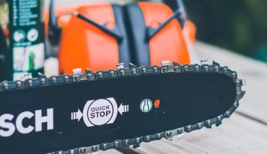 How to Put a Chain Back on an Electric Chainsaw