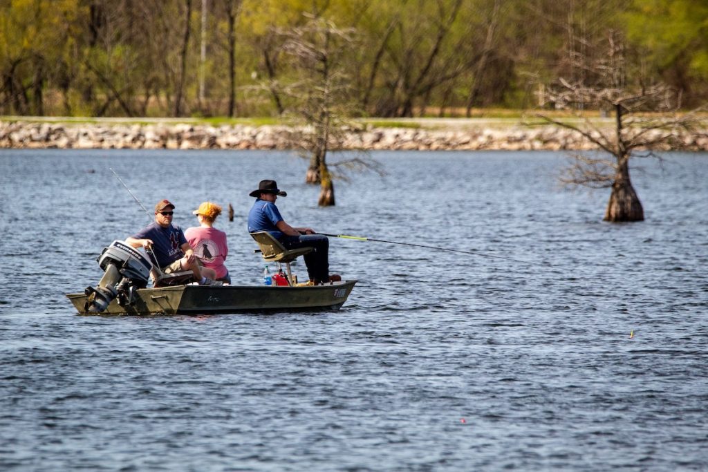 Tips For Washing And Cleaning Your Boat - Workshopedia