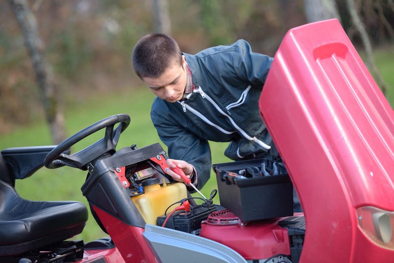 Our Riding Lawn Mower Maintenance Guide