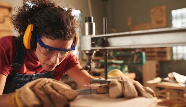 How To Keep Safety Glasses From Fogging Up