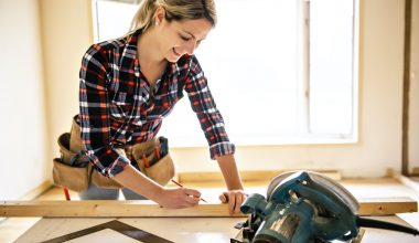 How to use a circular saw