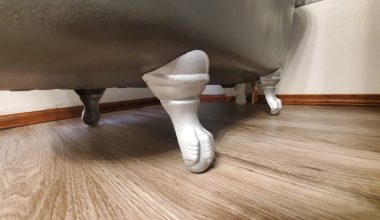Clawfoot Bathtub Restoration