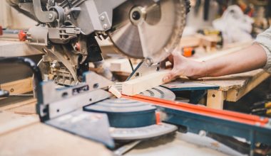 How to build a Mitre Saw Station