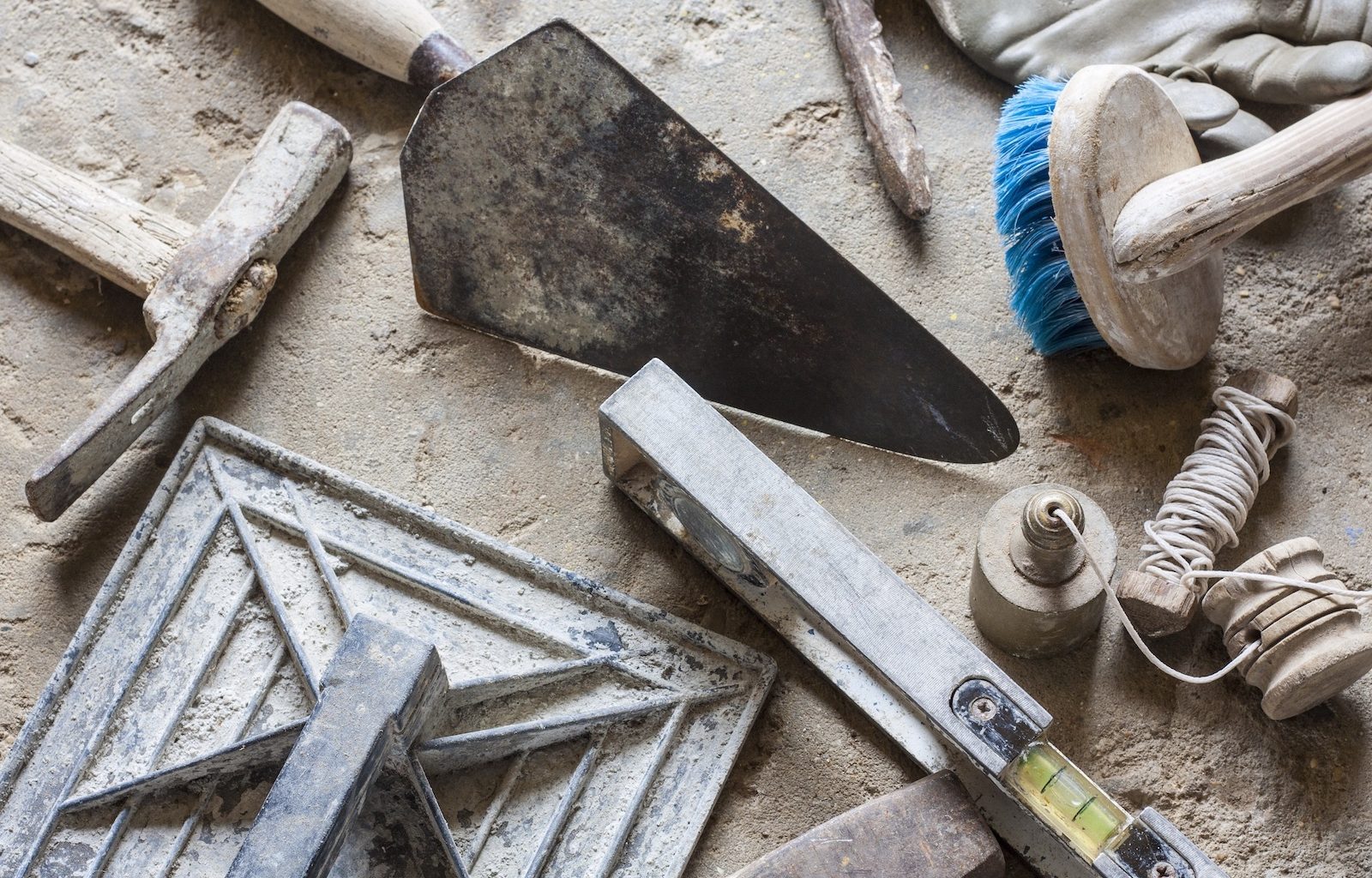 Masonry Tools - A Beginner's Guide - Workshopedia