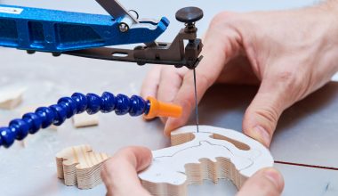 Bandsaw vs a Scroll Saw